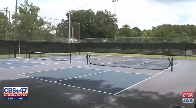 Pickleball court